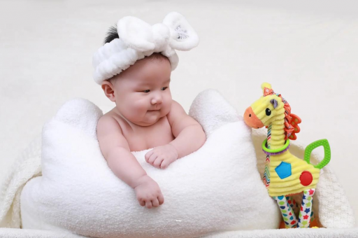 北海宝宝几个月翻身 北海宝宝几个月翻身